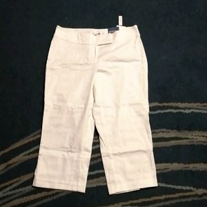(3/$35) NWT Ricki's business casual white capris